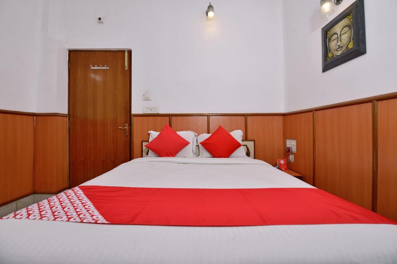 Oyo 3436 Shree Utsav Palace Guest House Calcutta Exteriör bild
